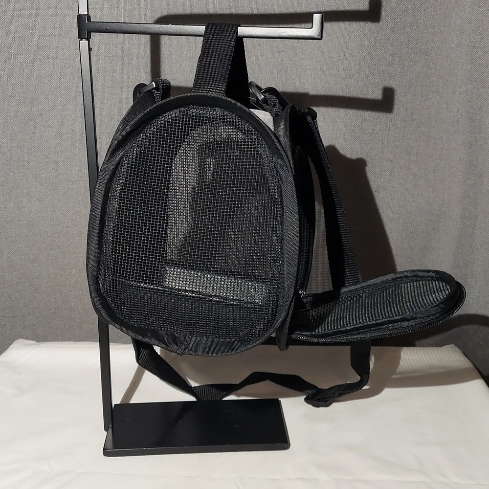 You & Me Small Pet Carrier NWT mesh soft carrier with handle & adjustable strap